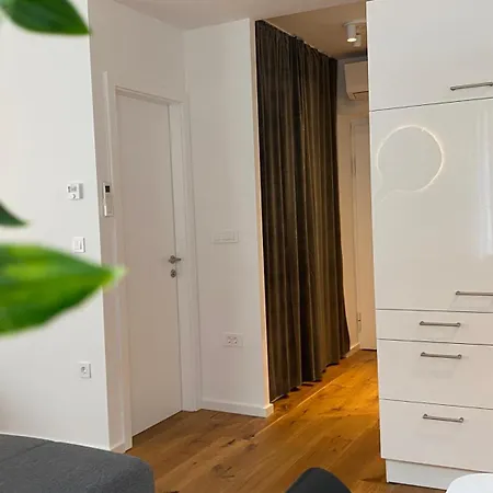 Boennium Apartment *