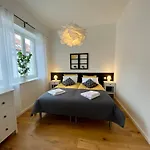 Boennium Apartment *